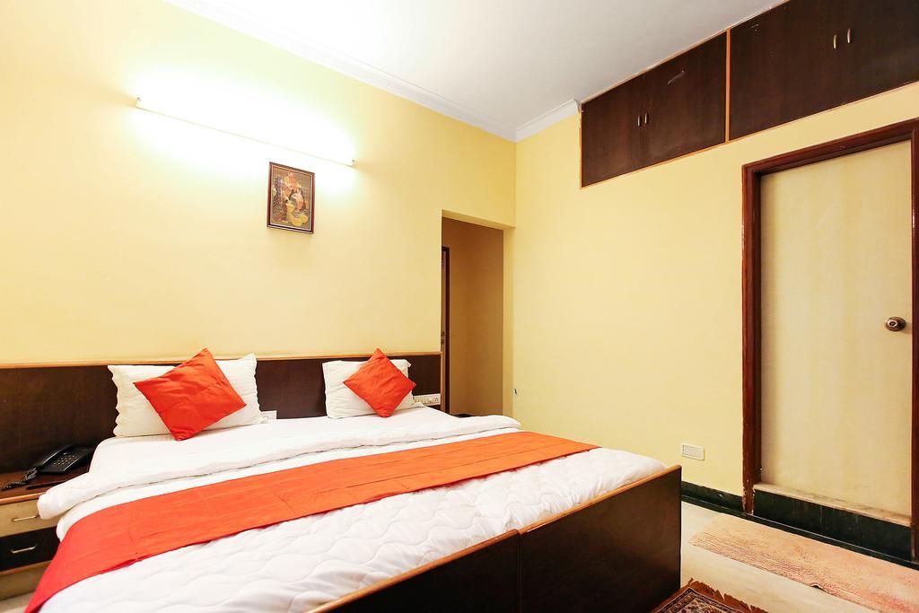 Oyo 4606 Hotel Maple Green Suites Bangalore Rum bild
